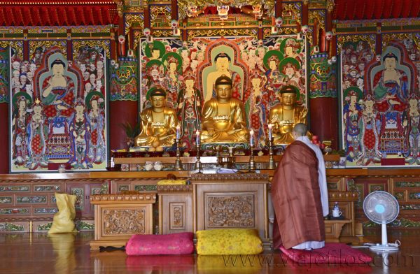 Interior de Haedong Yonggungsa Interior de Haedong Yonggungsa