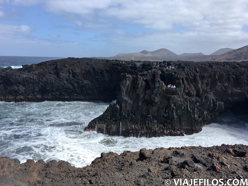 Los Hervideros son una de las visitas imprescindibles en Lanzarote