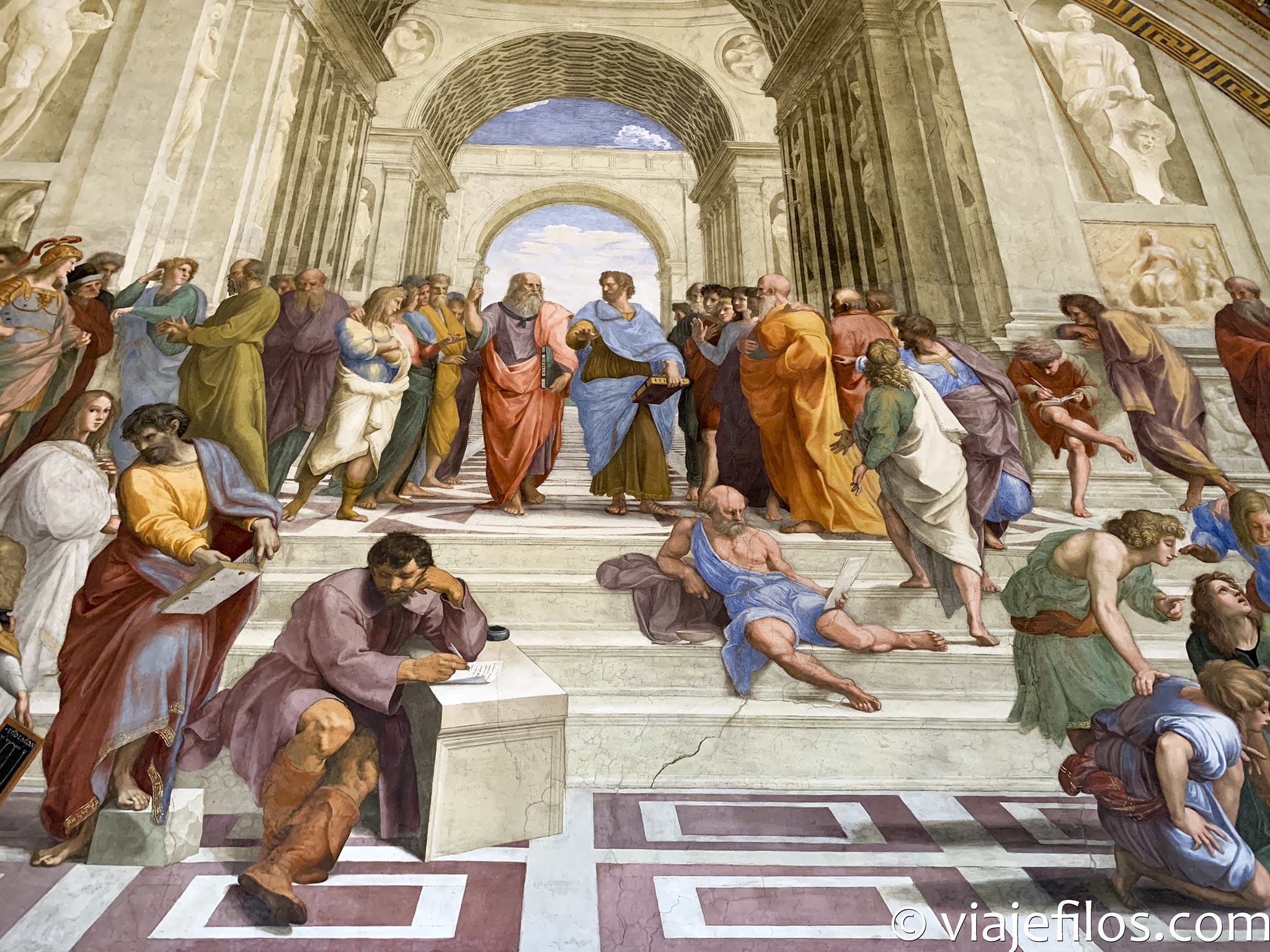 Las estancias de Rafael, uno de los lugares imprescindibles que ver en Roma y el Vaticano