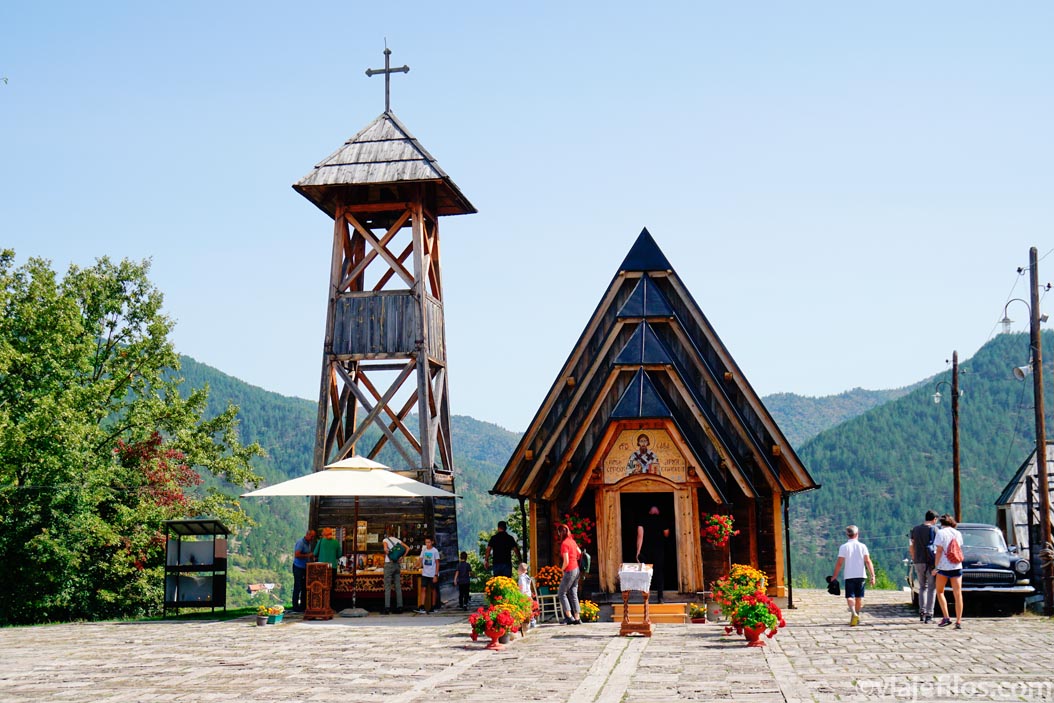 la aldea de Mecavnik o Drvengrad, la aldea del profesor Emir Kusturica