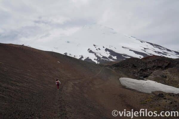 La subida al volcán Osorno en la región de los Lagos en Chile