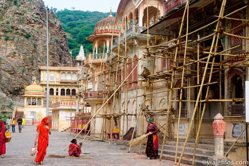 El increíble templo de los Monos de Jaipur, Galta Ji