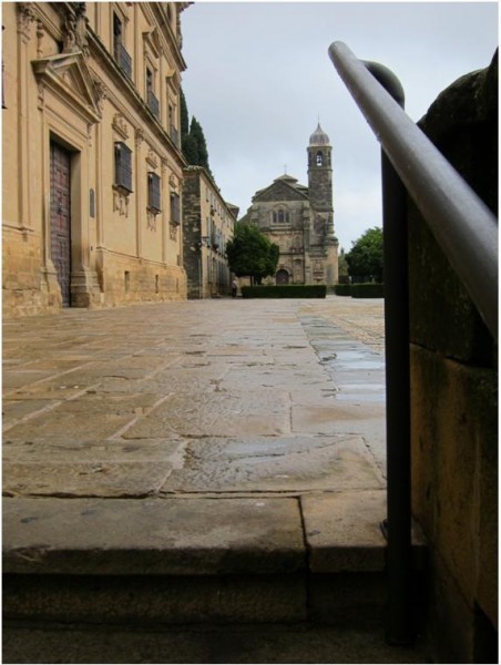 Plaza Vazquez de Molina 2